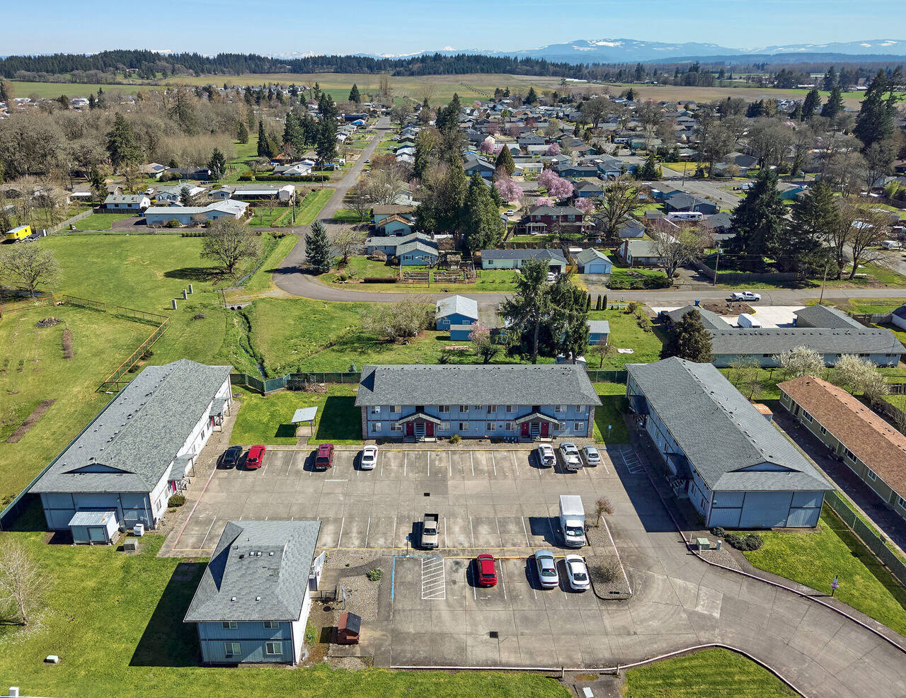 Aerial view of Jefferson Apartments